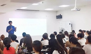 助力商戶，決勝十一丨星南方店一線銷售精英專場(chǎng)培訓(xùn)會(huì)